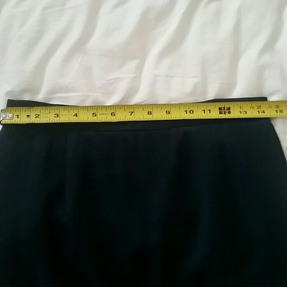 Liz Claiborne Wool Pencil Skirt 2/4 - Picture 2 of 3